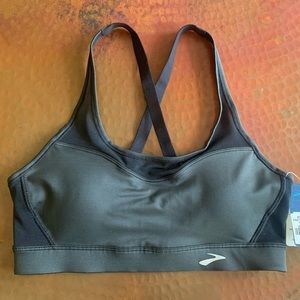 NWT Women’s Brooks FastForward Crossback sports bra size S